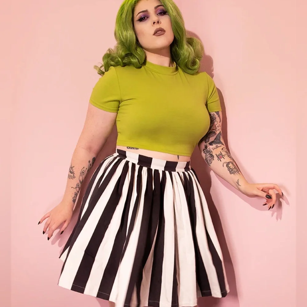 GHOST SKATER SKIRT IN BLACK & WHITE STRIPES - VIXEN BY MICHELINE PITT, small - Picture 1 of 2